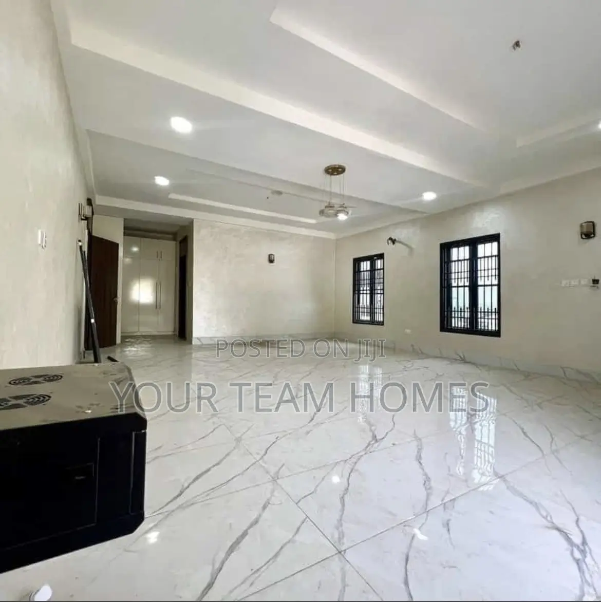 5bdrm Duplex in Maitama for sale