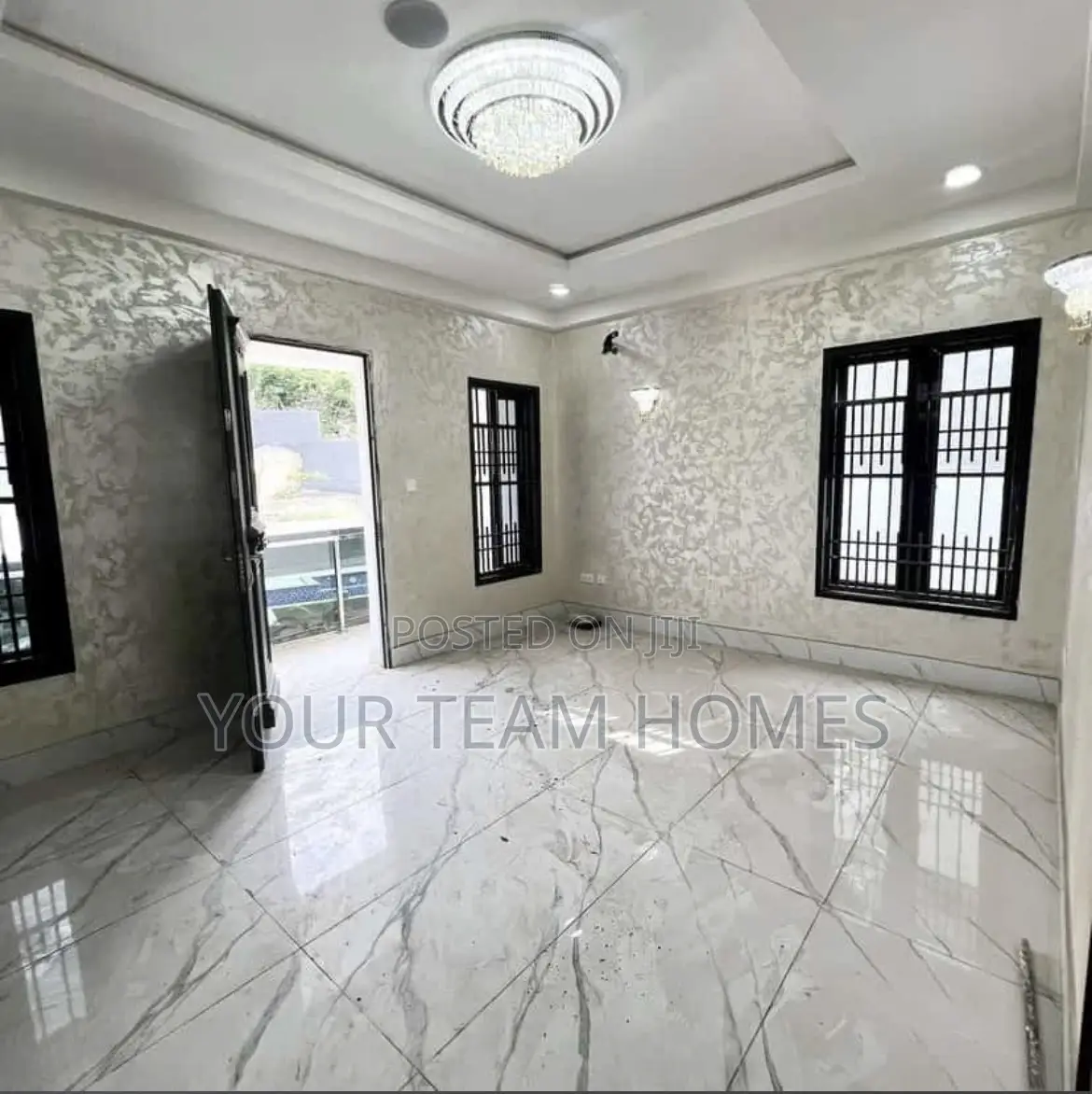5bdrm Duplex in Maitama for sale