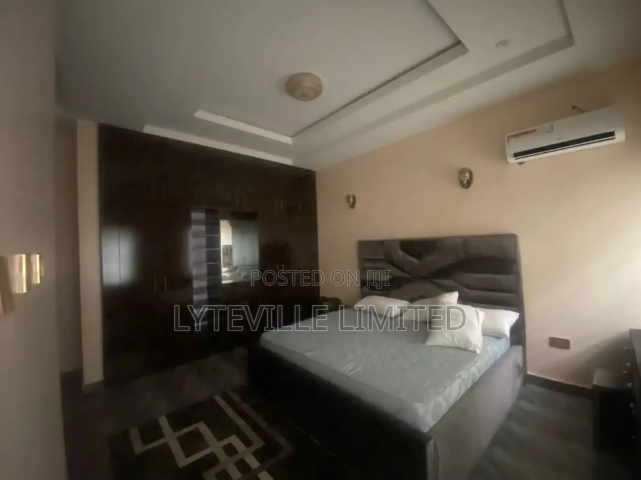 Furnished 4bdrm Duplex in Karmo for sale