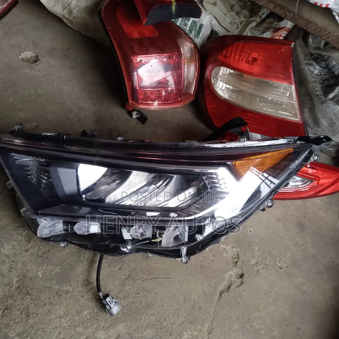 Headlight Rav 4 2020 Right