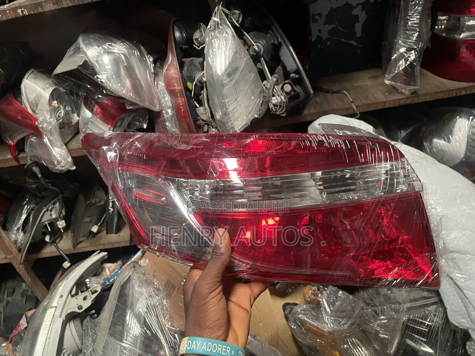 Set Rear Light Yaris 013