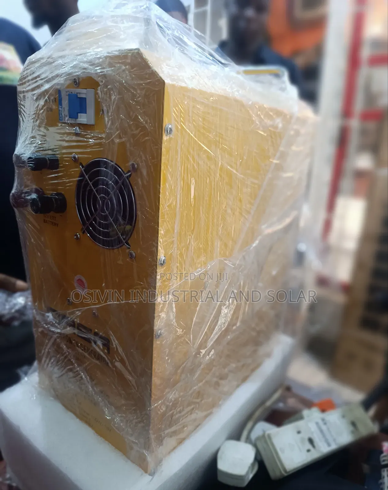 Qasa SPG -500 Solar Generator/ Back Up for Extra Battery