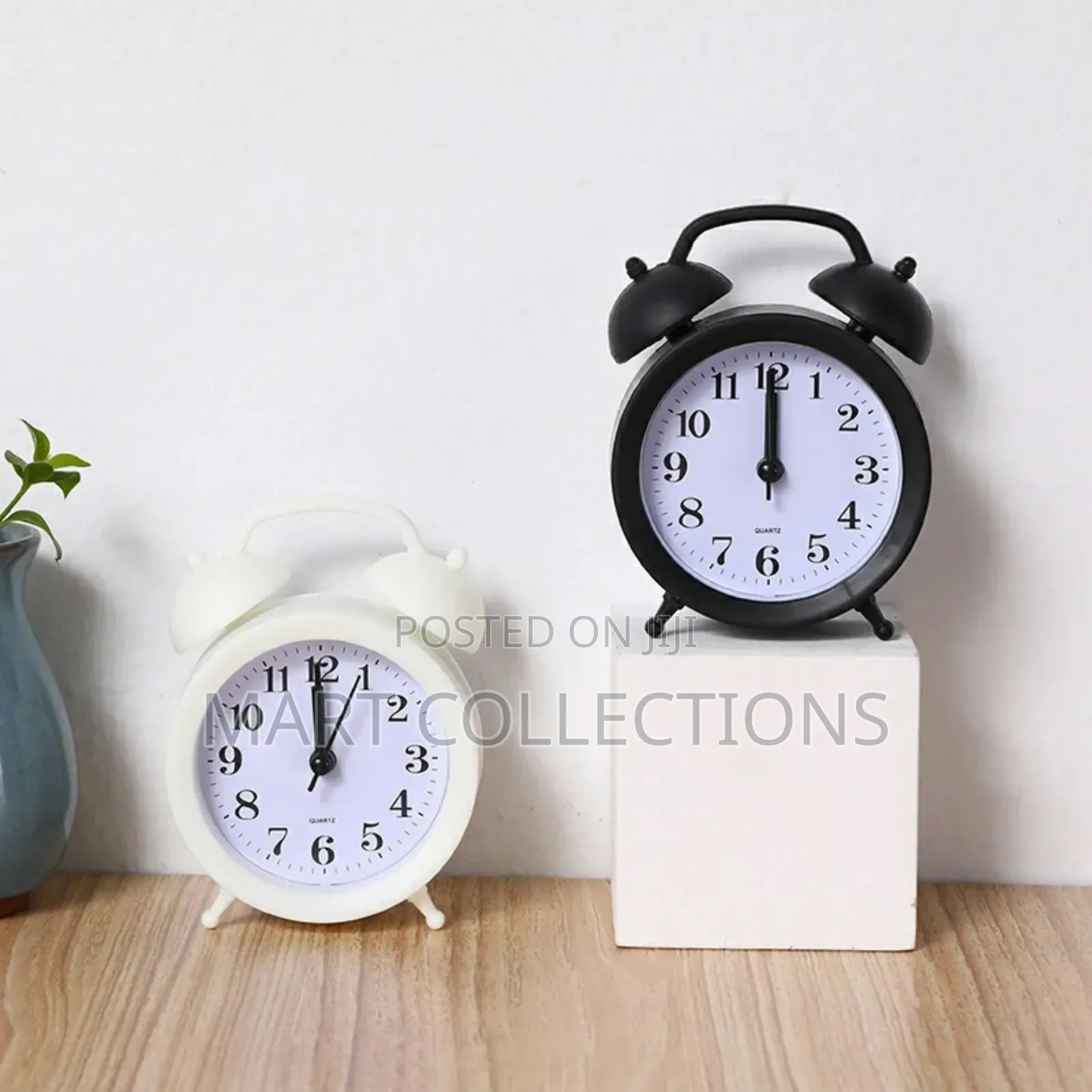 Portable Round Desk Alarm Clock / Bed Alarm