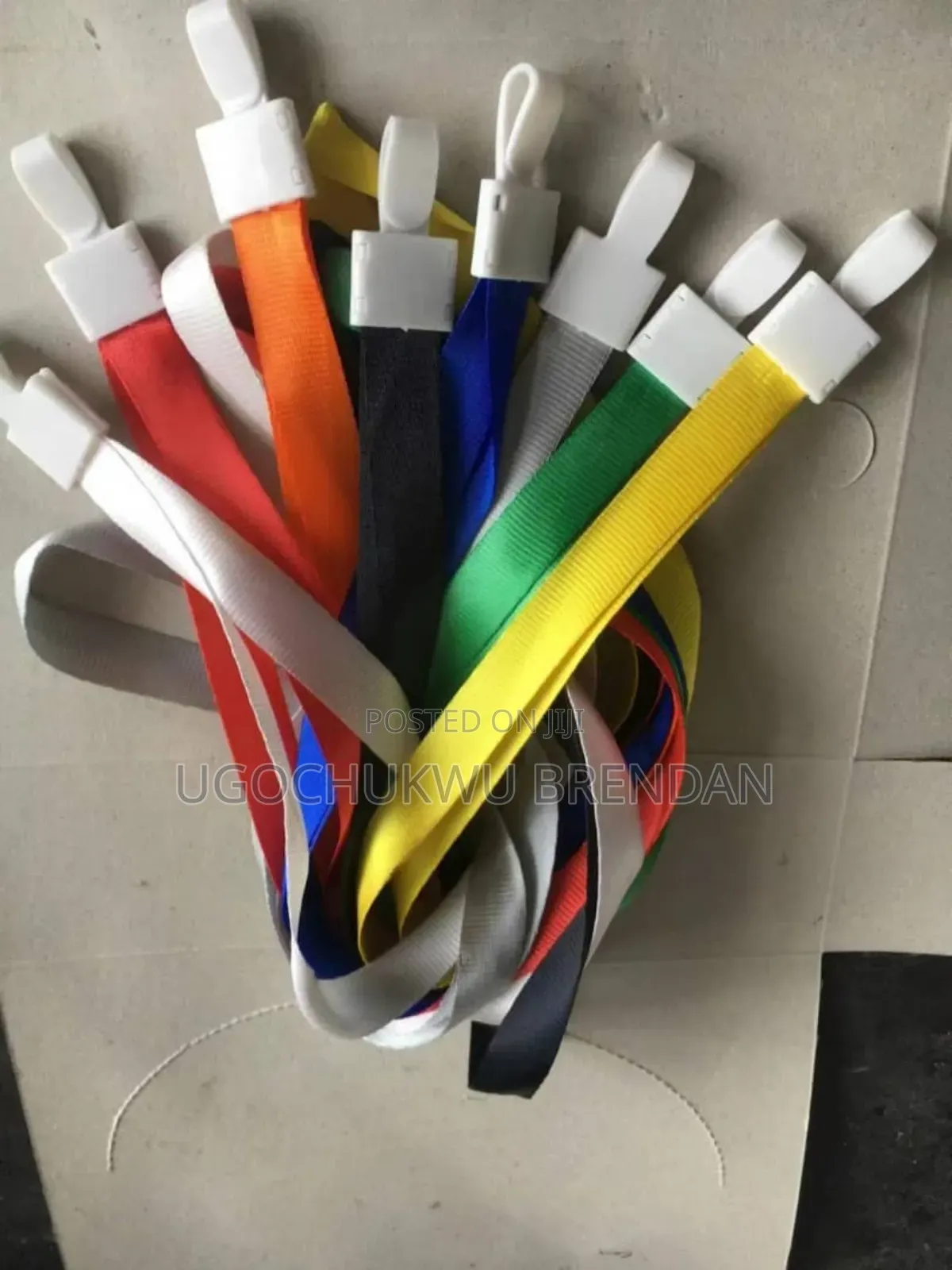 Lanyards (Flat White Head 15mm 100pcs 9,000)