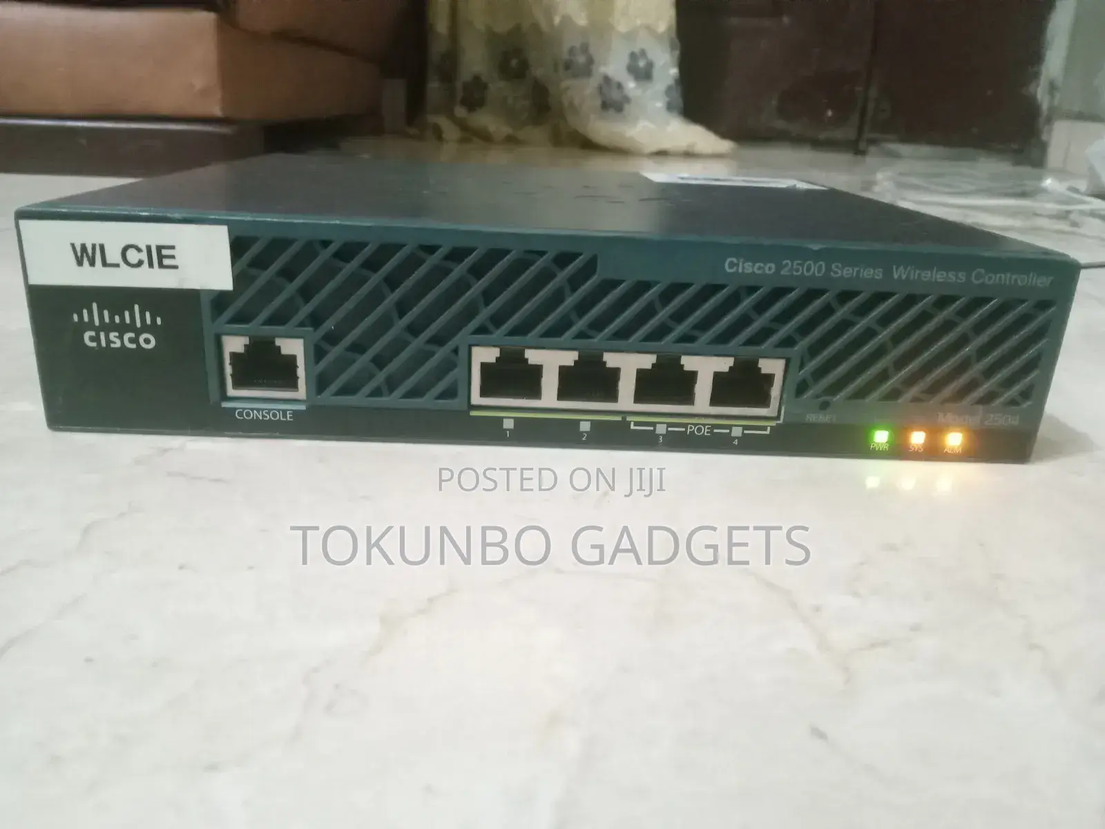 Cisco 2500 Series Air-Ct2504- Wireless Controller
