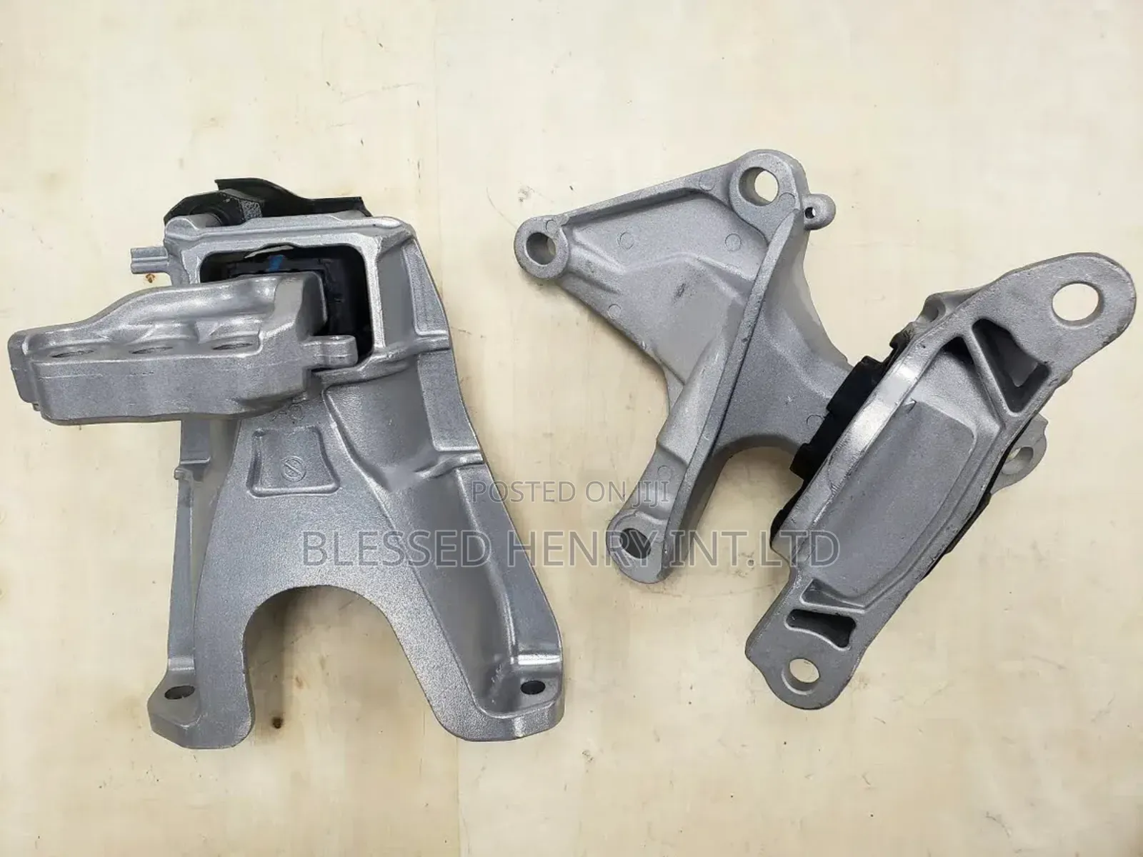 Engine and Gear Seat
