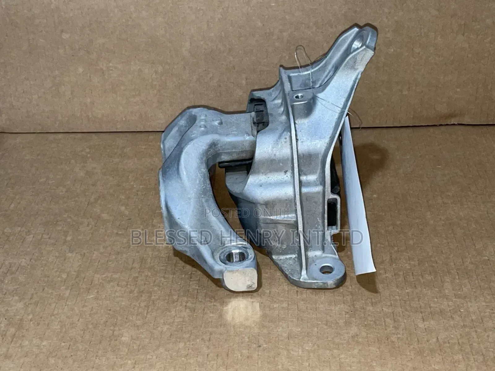 Engine and Gear Seat