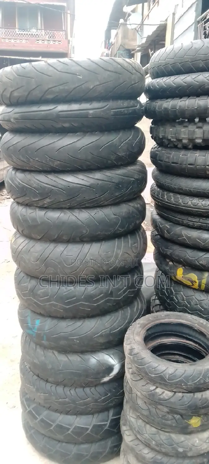 Original Tukumbor Power Brick Tire