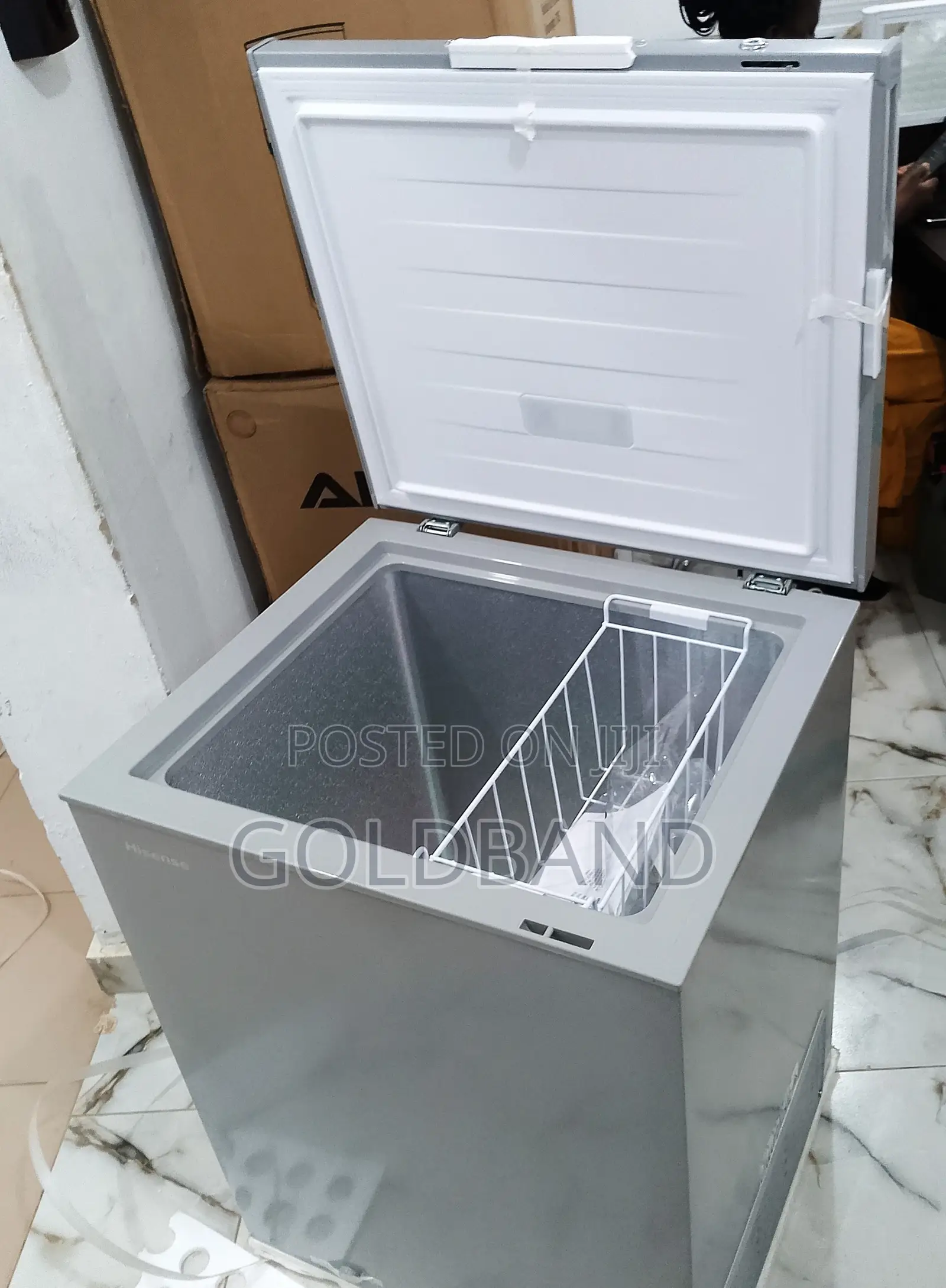 Neatly Produced 142L Hisense Chest Freezer "Fc180sh"