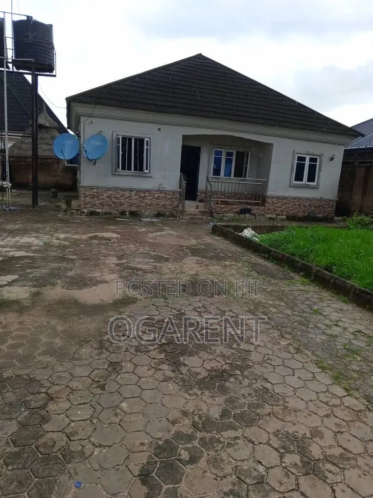 Furnished 2bdrm Apartment in Pz Sapele Road, Benin City for rent