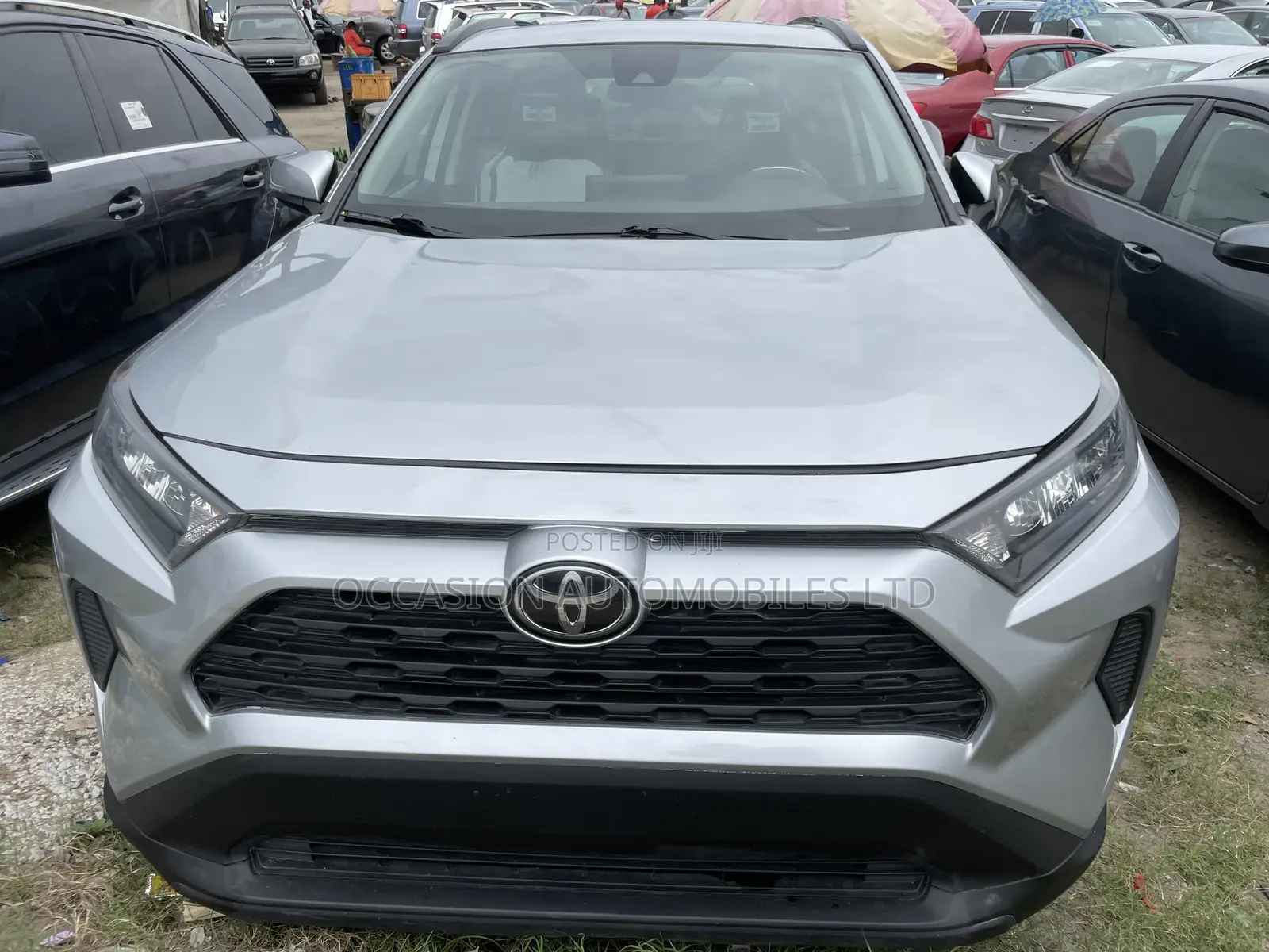 Toyota RAV4 LE AWD 2020 Gray
