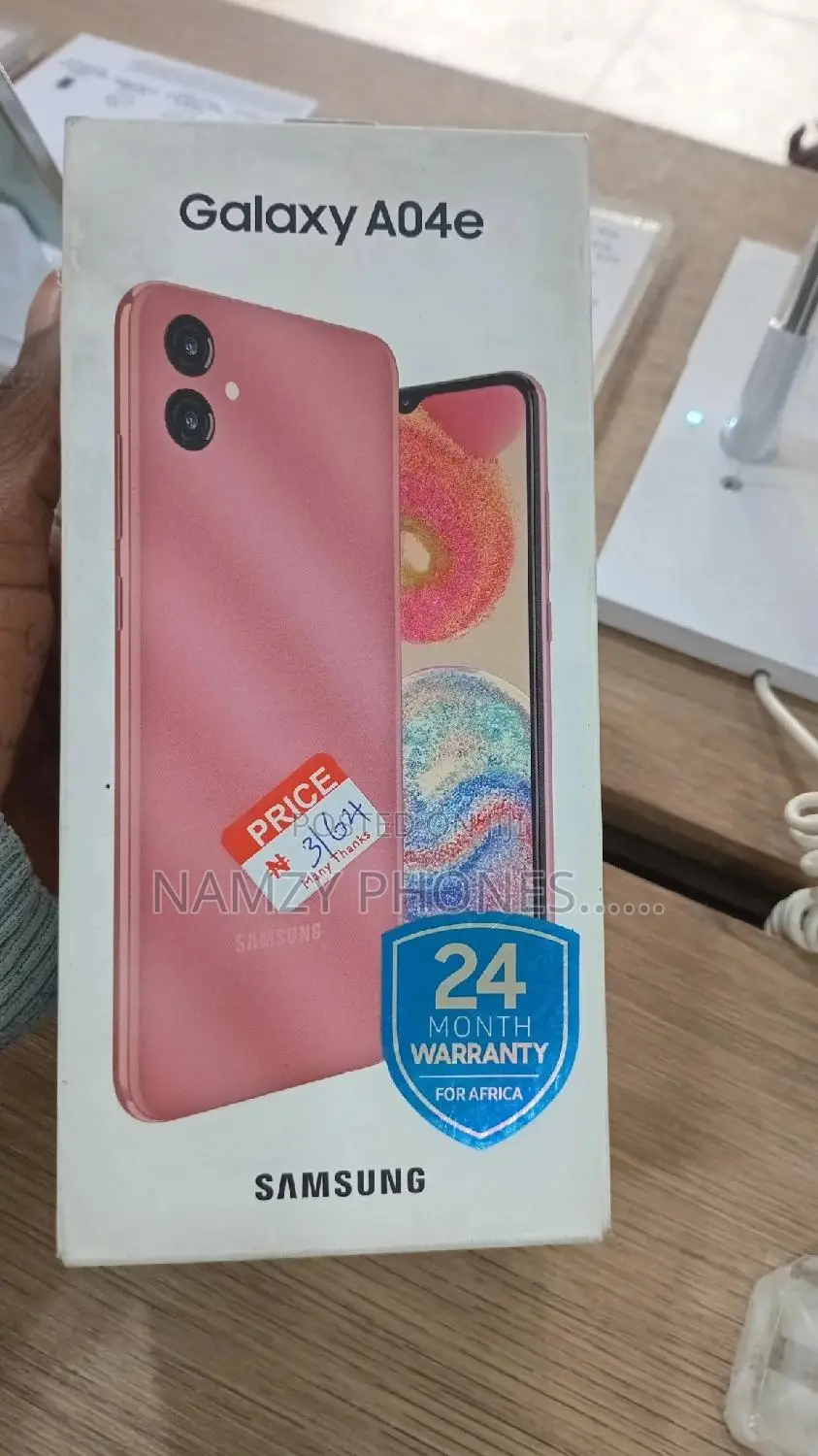 New Samsung Galaxy A04e 64 GB Black