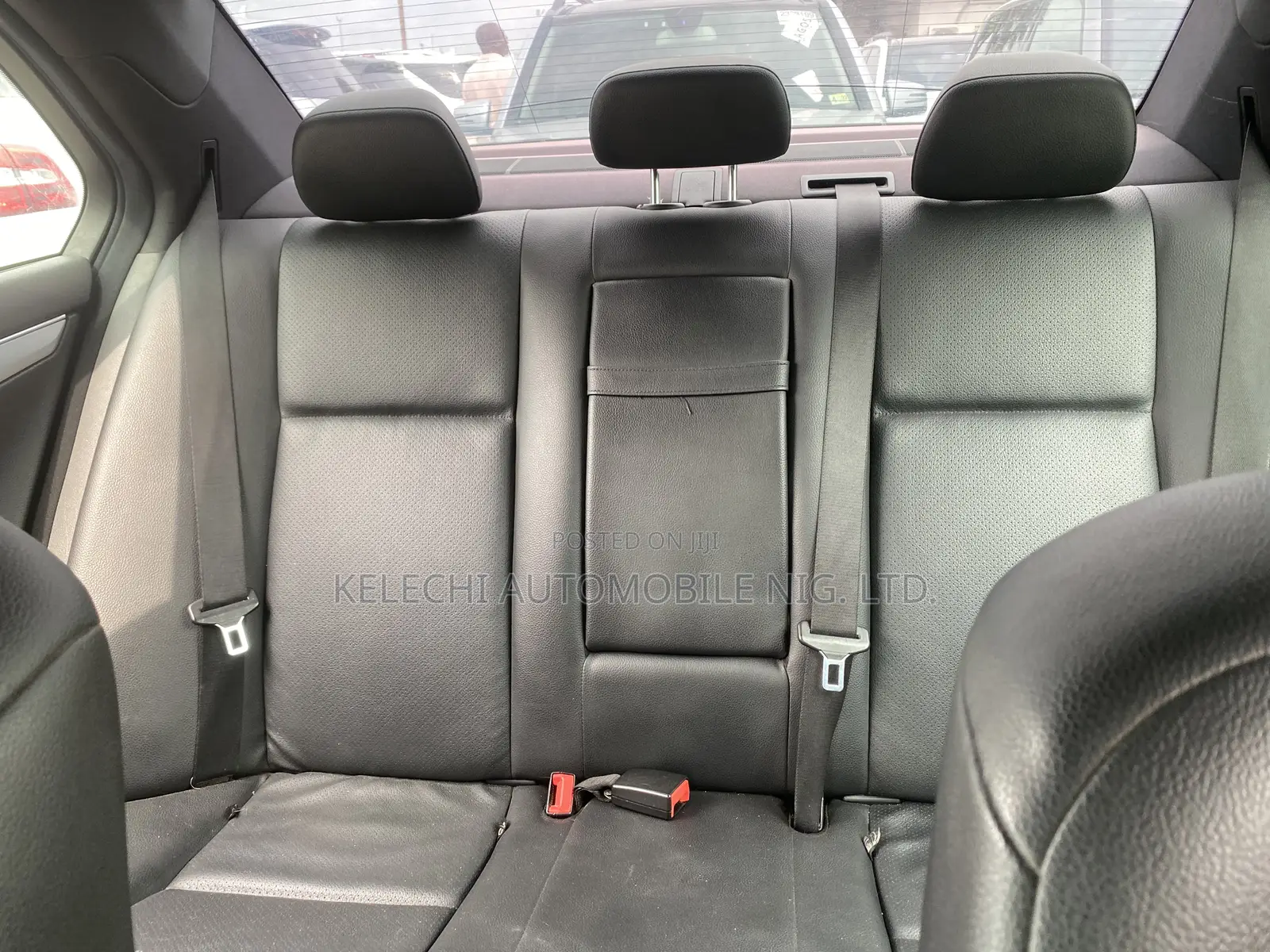 Mercedes-Benz C350 2010 Black