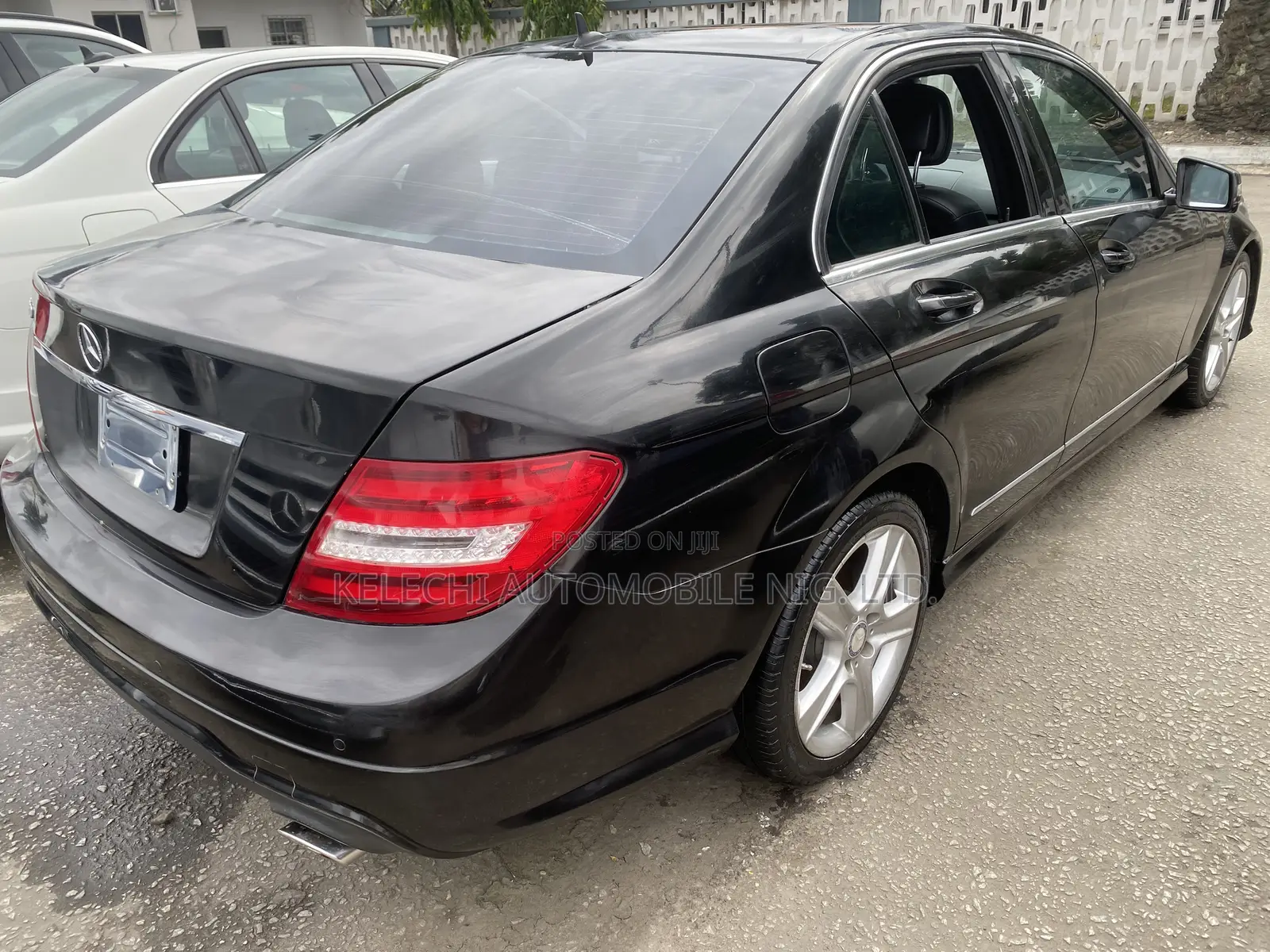 Mercedes-Benz C350 2010 Black