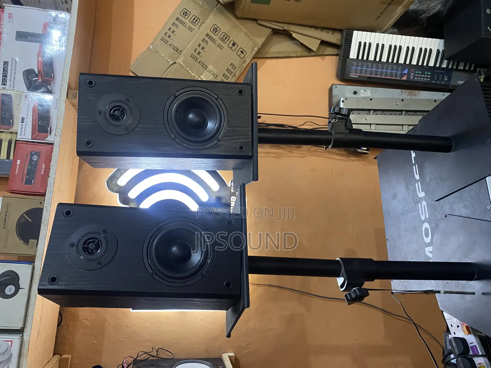 Abtus Studio Monitor