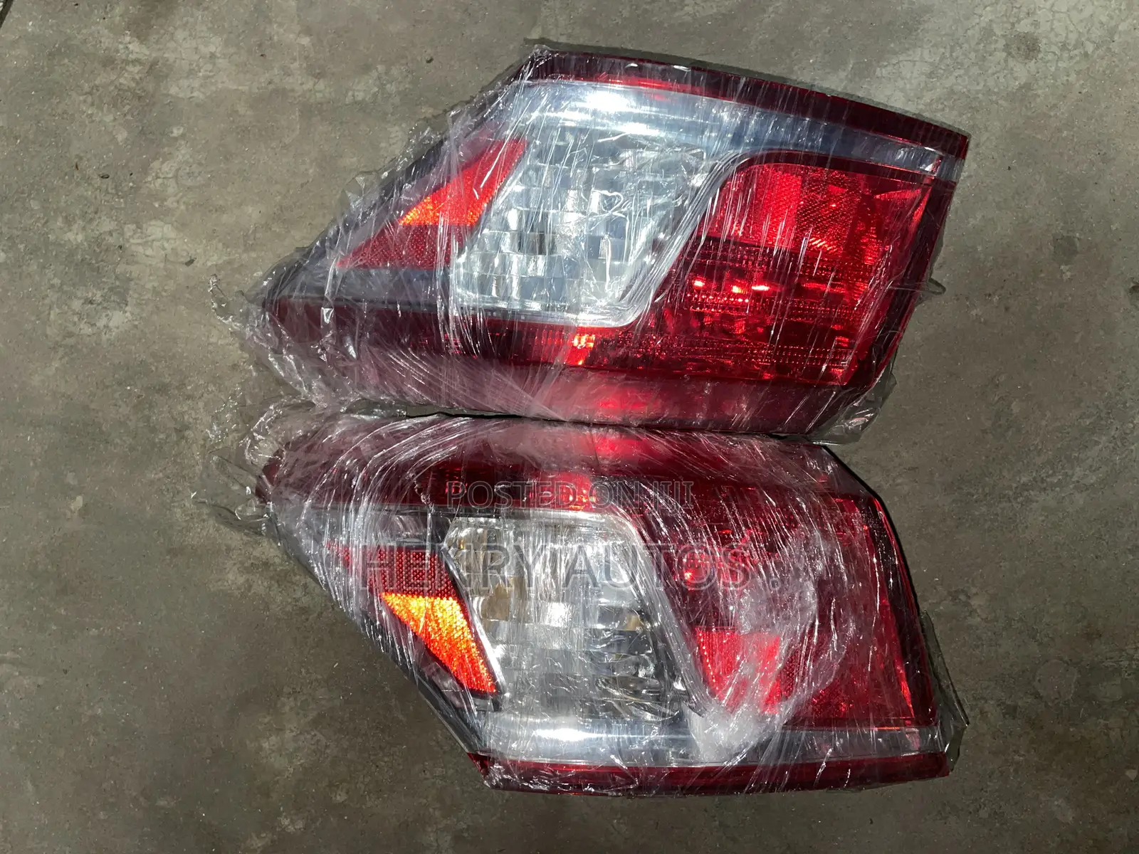 Set Rear Light Es 2010