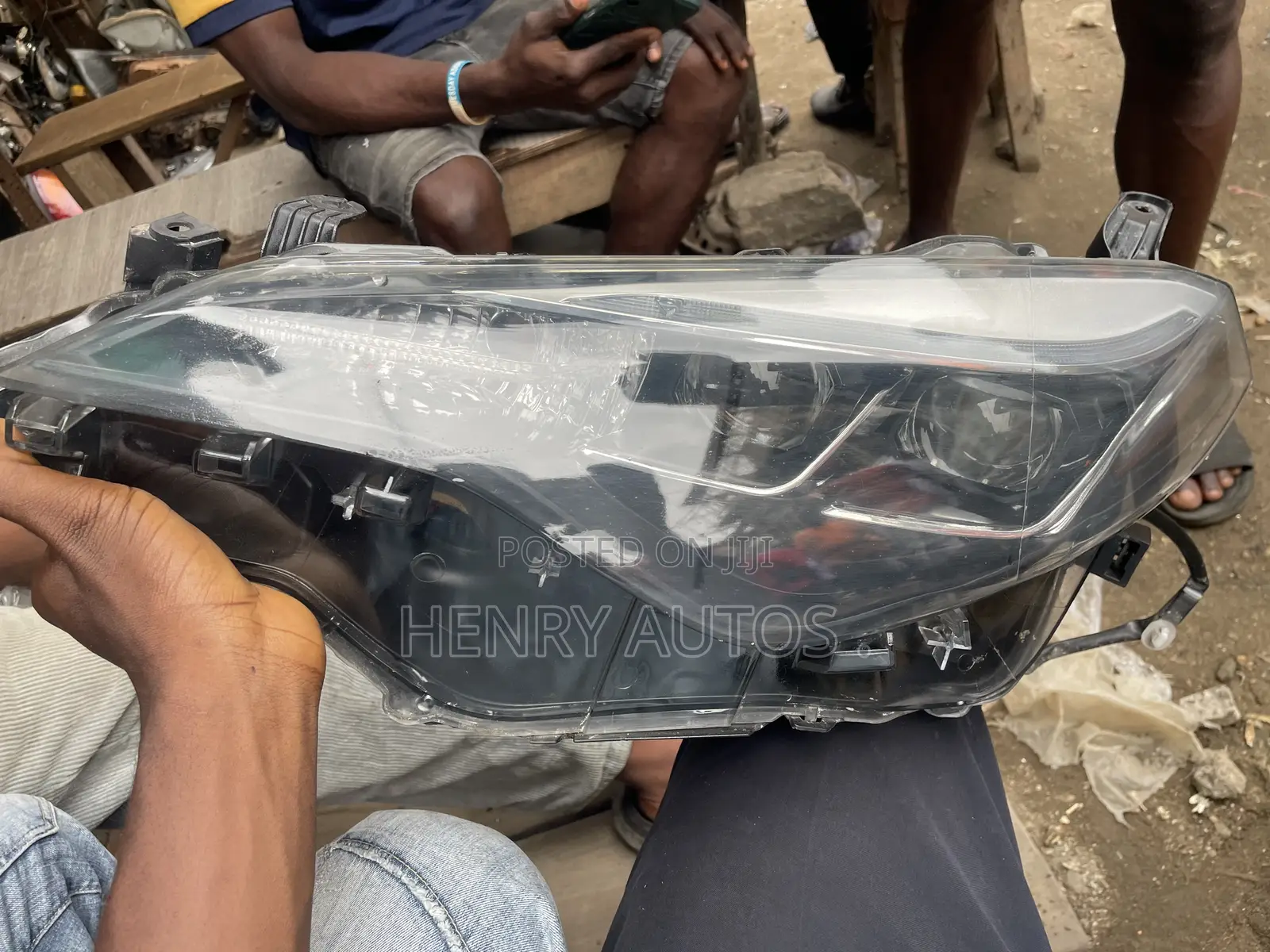 Set Headlamp Corolla 2018