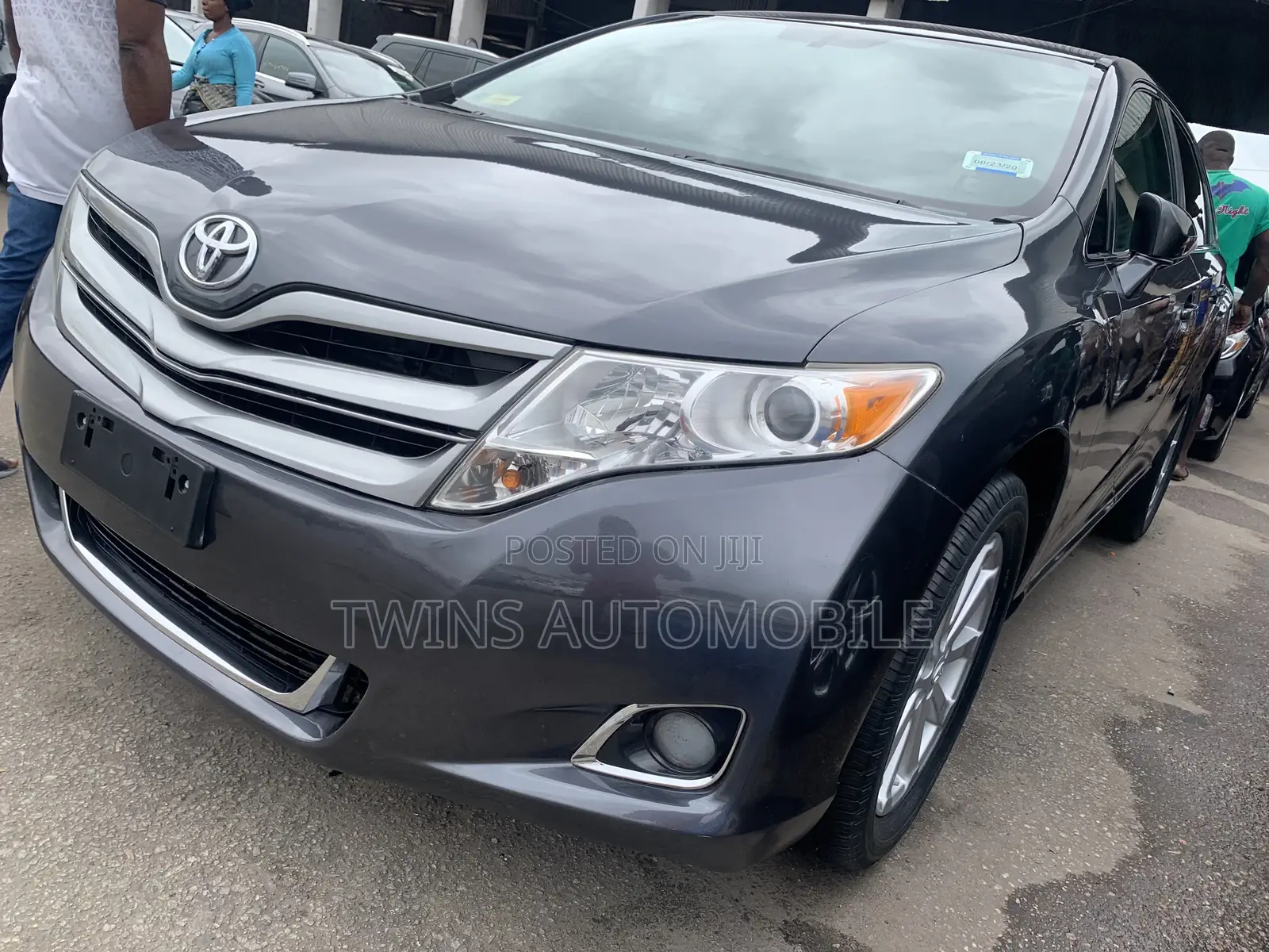 Toyota Venza AWD 2011 Gray