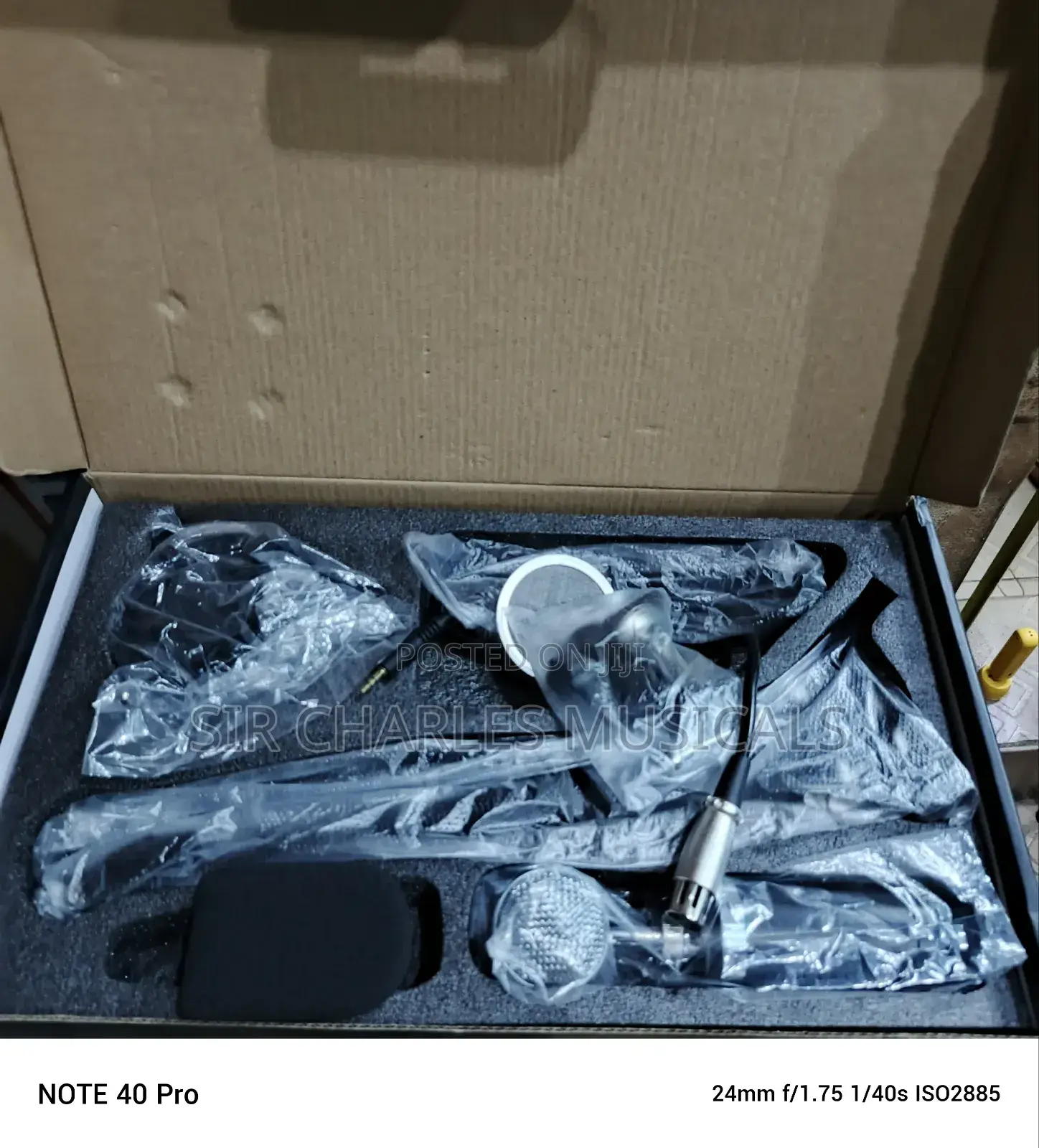U-phine Condenser Microphone With T Mic Stand And Pop Filter