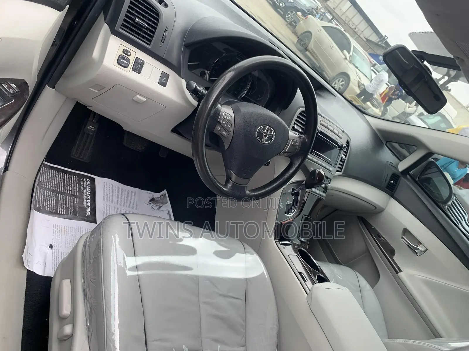 Toyota Venza AWD 2011 Gray