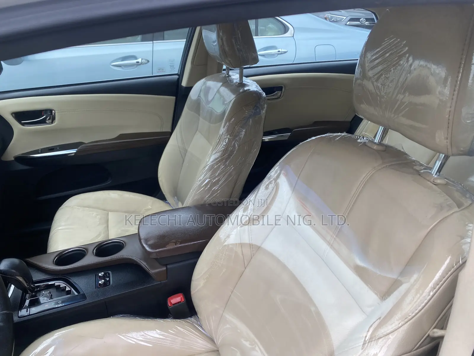 Toyota Avalon 2013 White