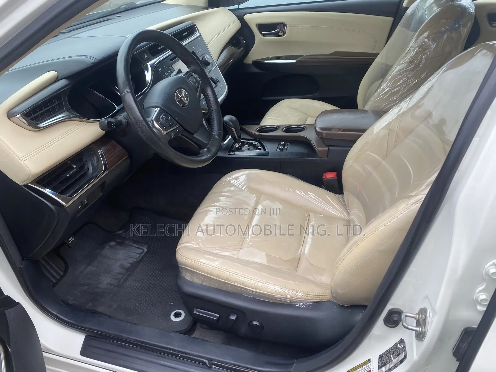 Toyota Avalon 2013 White