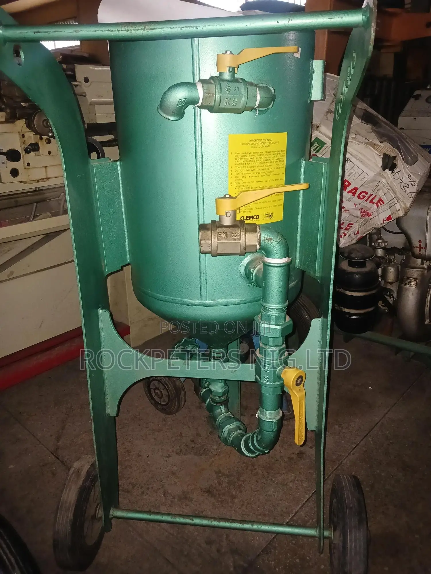Model:1638 Clemco 60ltrs Sand Blast Machine(Complete)