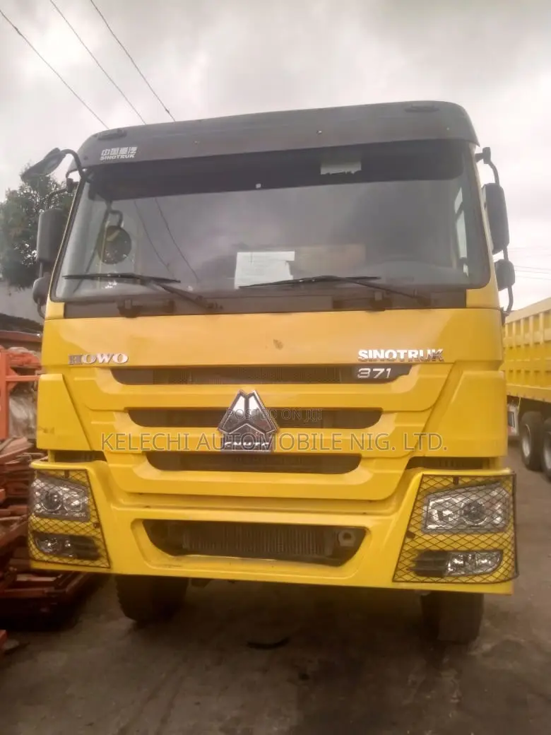 Howo Tipper 2005 Yellow
