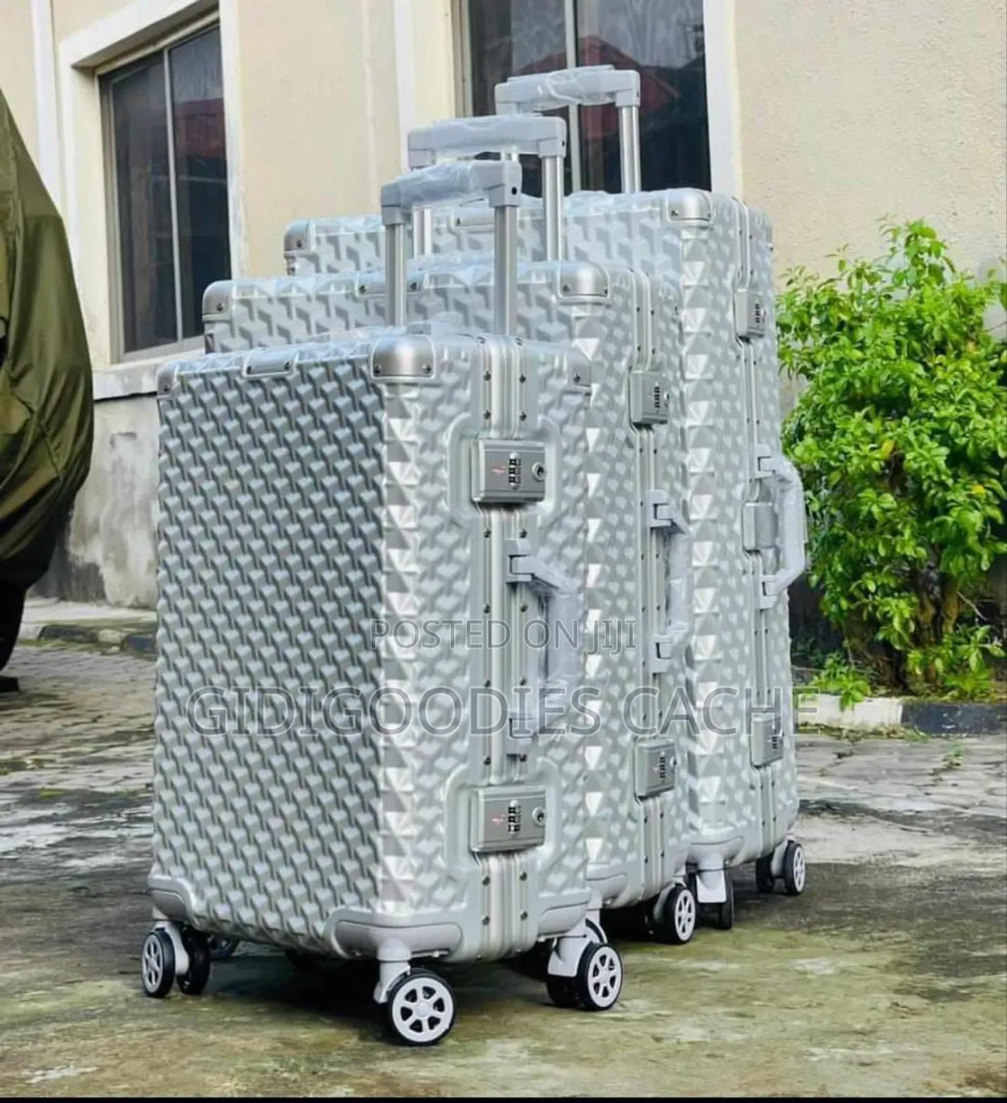A Set of 3 Travel Luggage Boxes