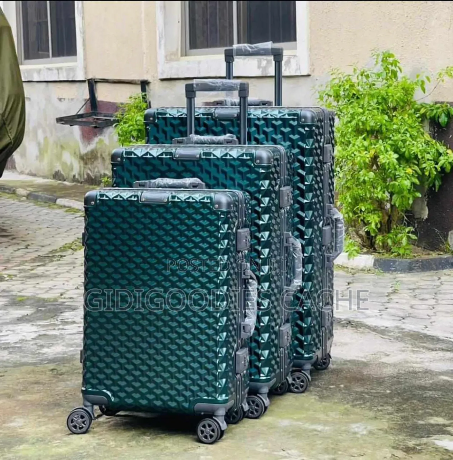 A Set of 3 Travel Luggage Boxes