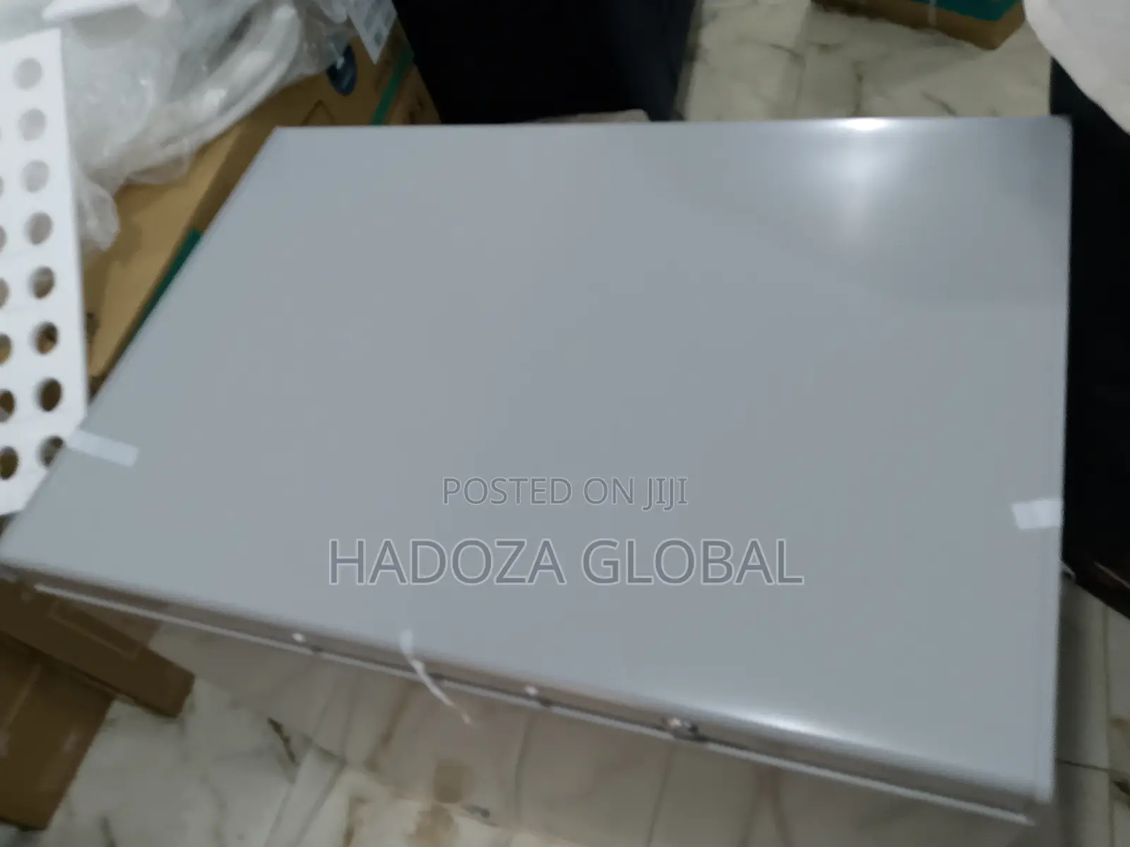Brand New Chest Freezer(Hisense)-Fast Freeze 198L FC260SH