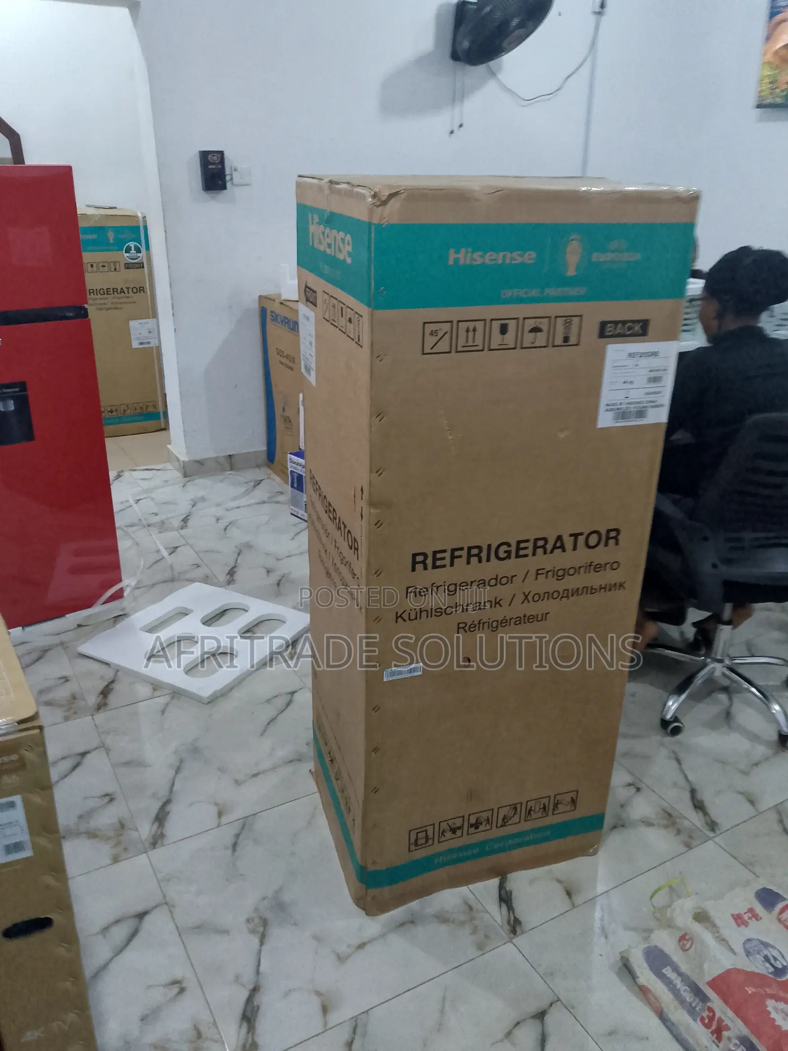 205L HISENSE 205DRB Top Mount Refrigerator