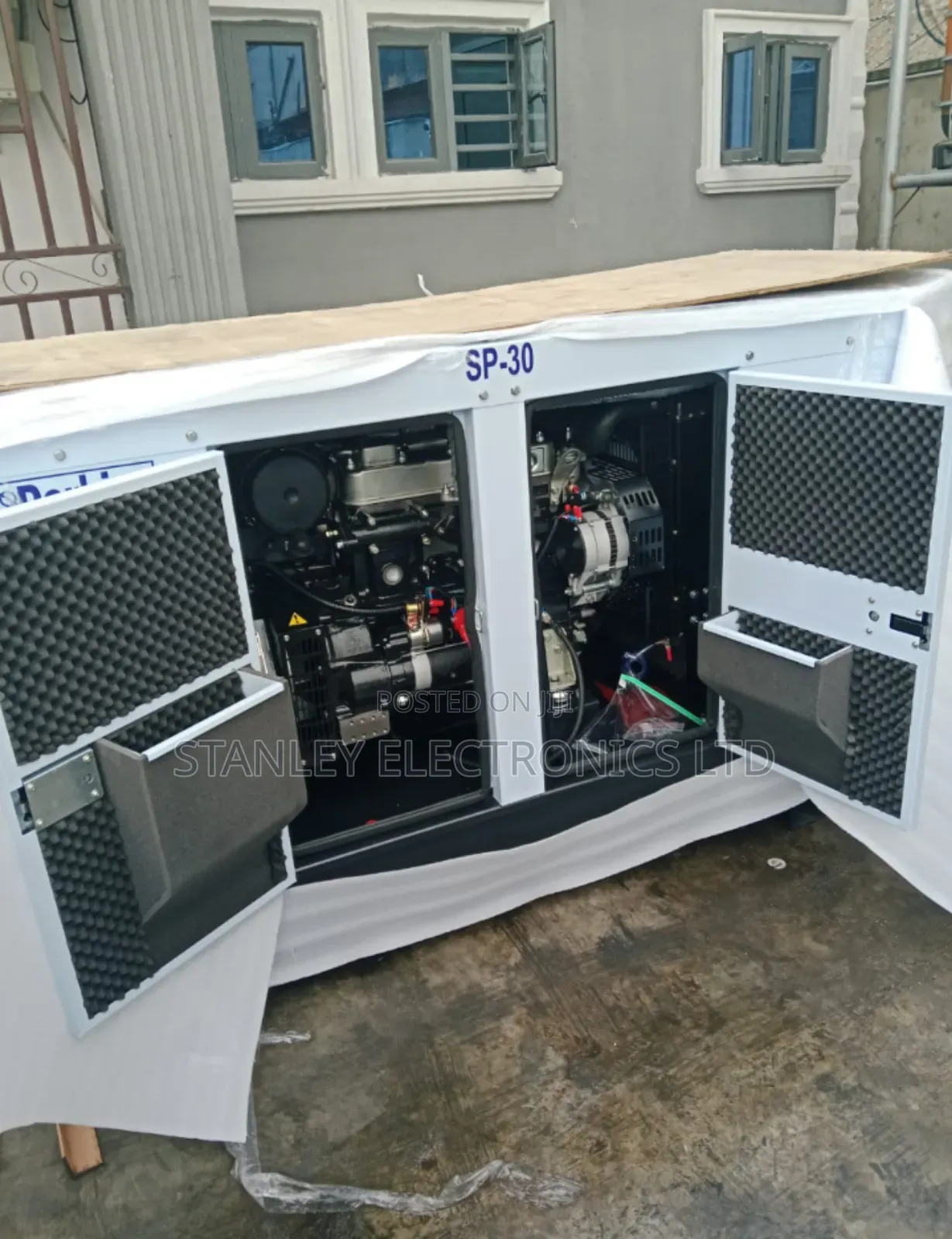 New 30kva Perkins Soundproof Generator Diesel 100% Copper Co