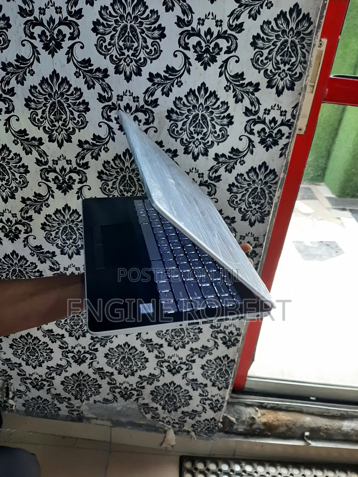 Laptop HP 14-Dq2031tg 8GB Intel Core I5 SSD 128GB