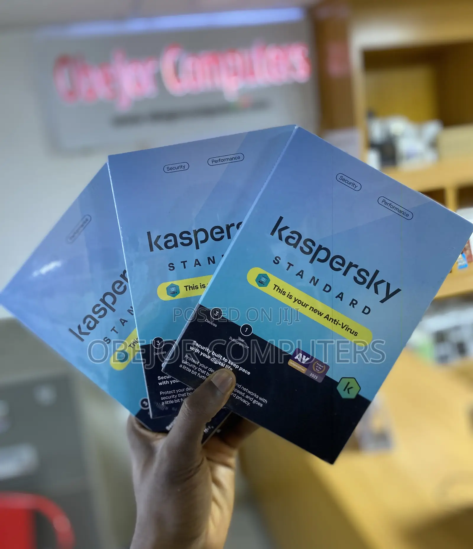 Kaspersky Standard 3 in 1 Anti-Virus