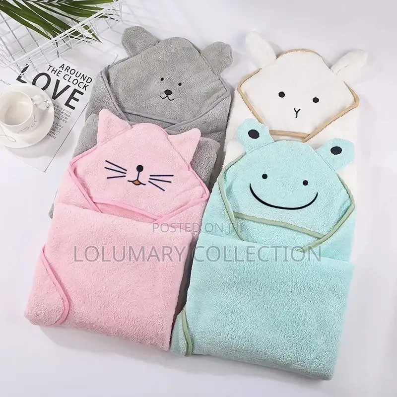 Kids Hooded Towel Soft Baby Bathrobe Cartoon Design