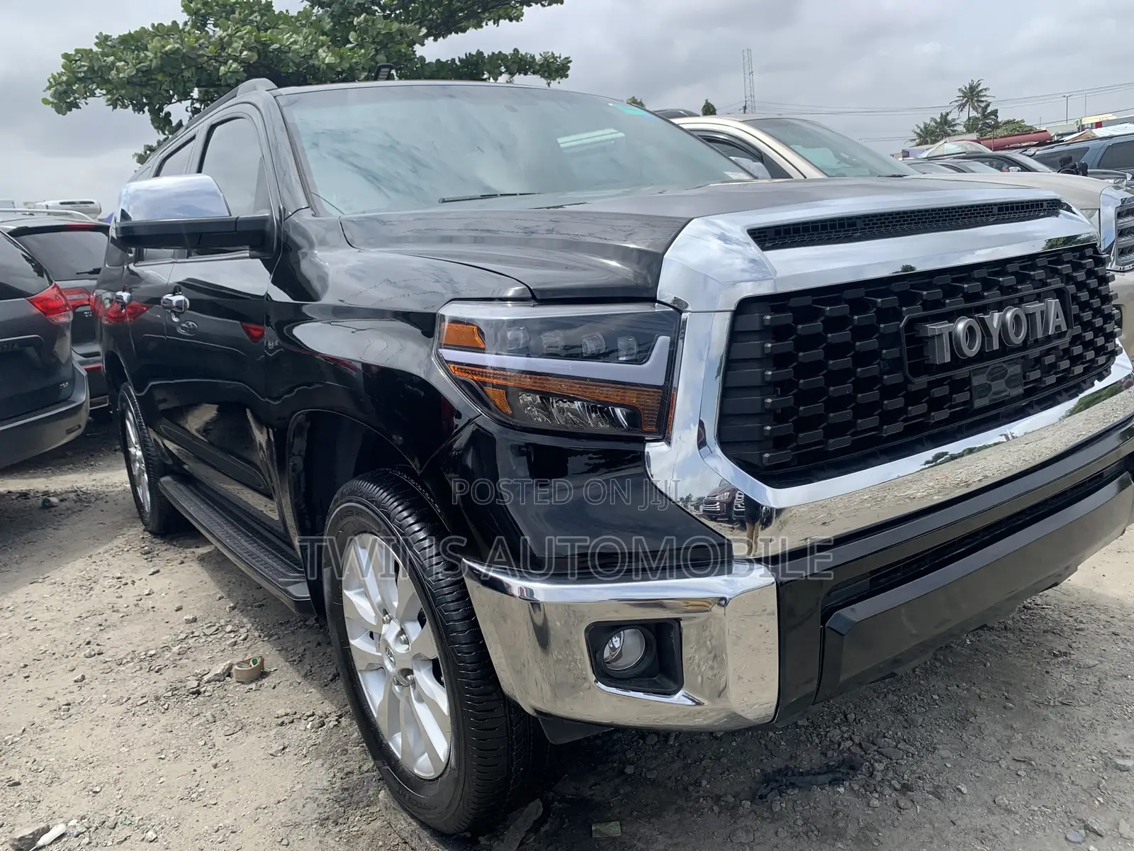 Toyota Sequoia 2015 Black