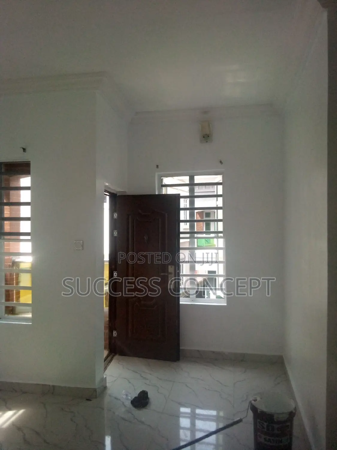 Screeder and Painter at Your Door Step