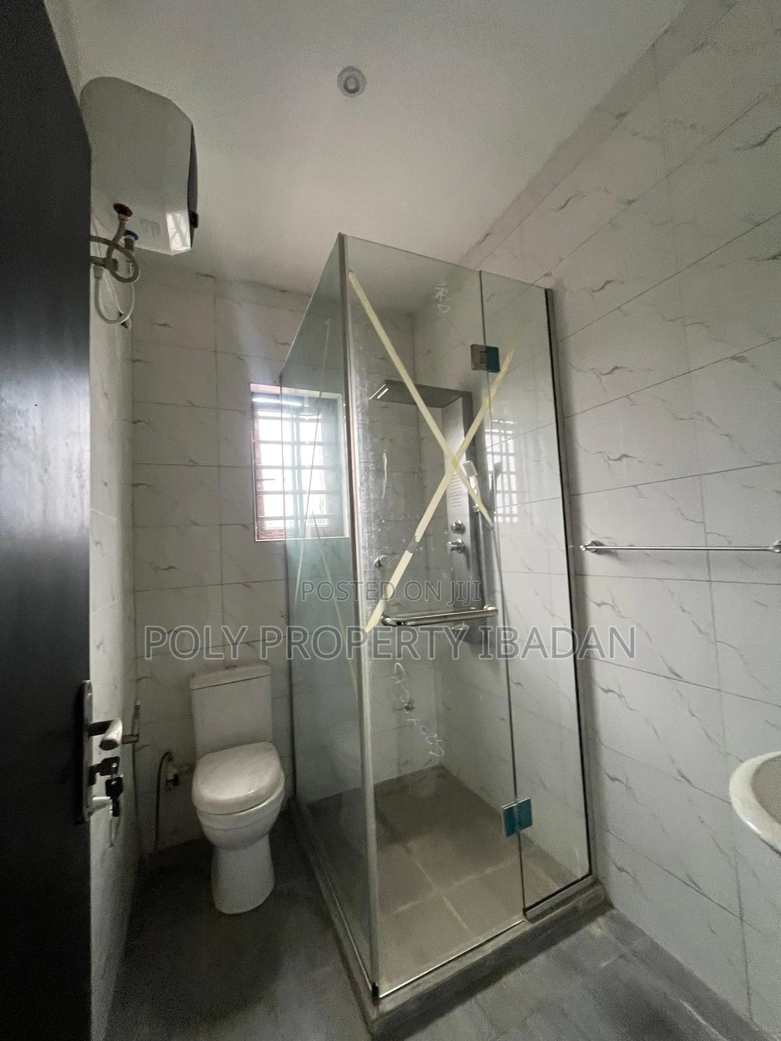 4bdrm Duplex in Omololu Olunloyo, Ibadan for sale