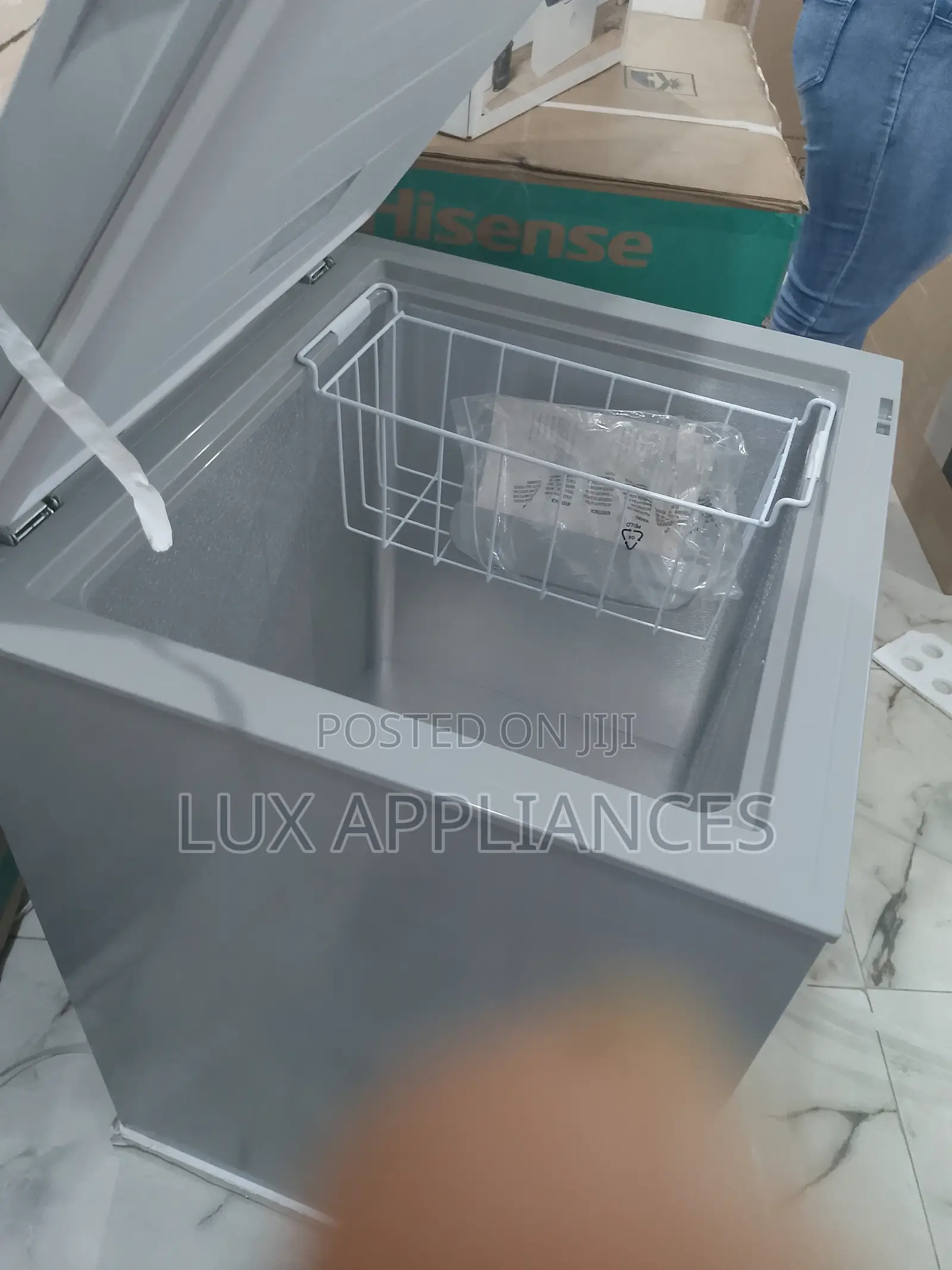 Good Quality Hisense Chest Freezer 142l Fc-180sh