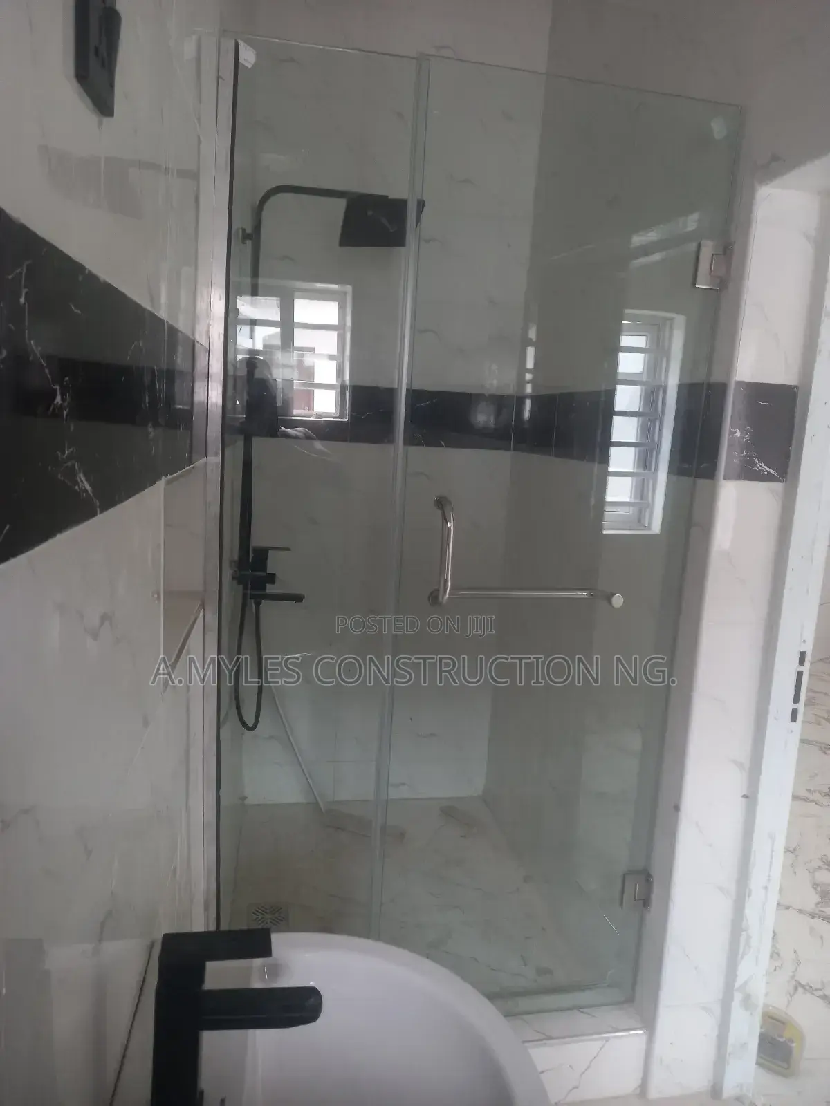 Shower Cubicles Ishimili