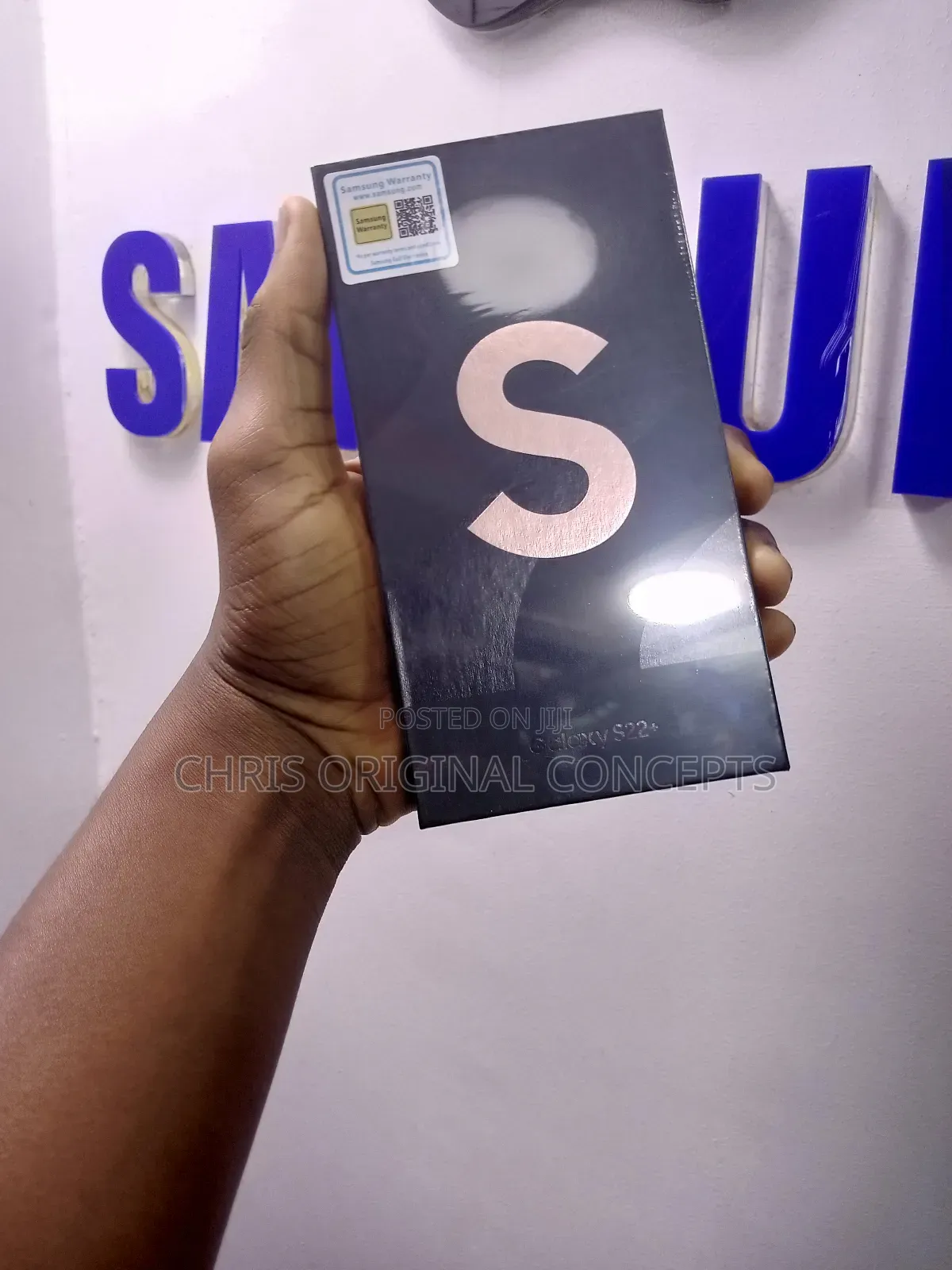 New Samsung Galaxy S22+ 5G 128 GB Gold