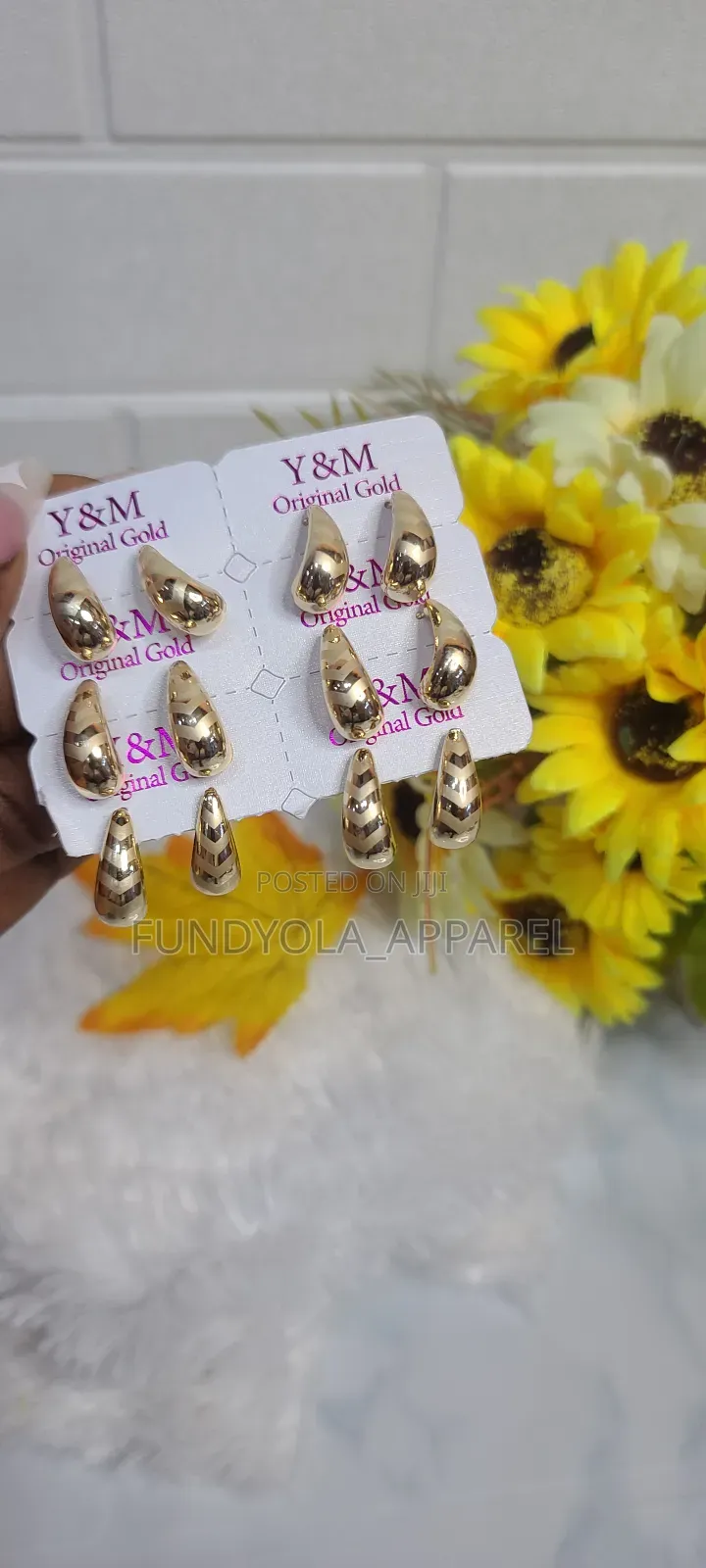 Quality High Fashion Earring Set