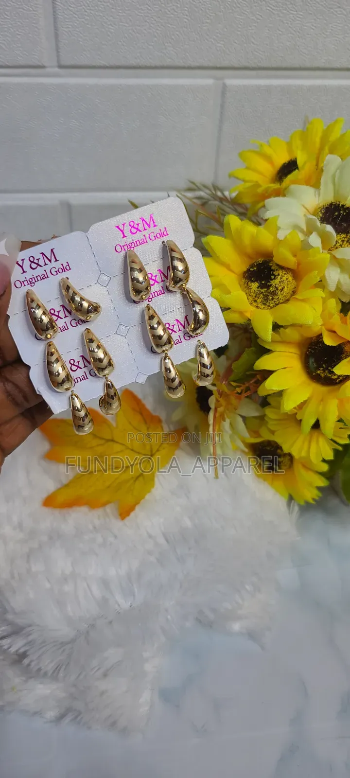 Quality High Fashion Earring Set
