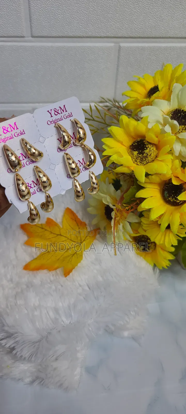 Quality High Fashion Earring Set