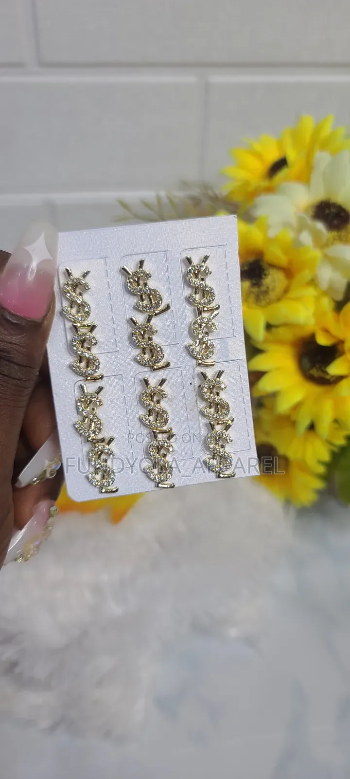 Quality High Fashion Earring Set