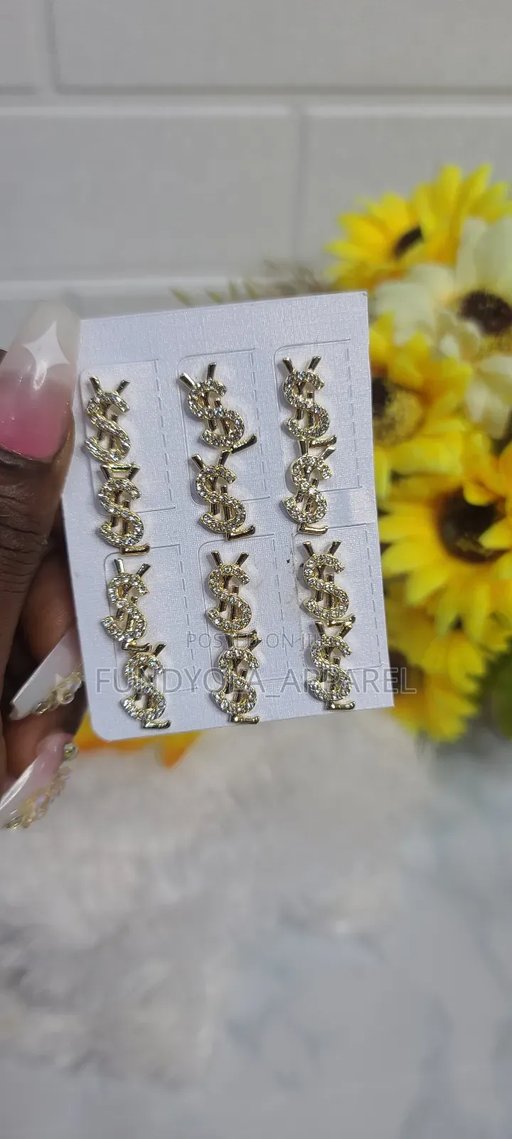Quality High Fashion Earring Set