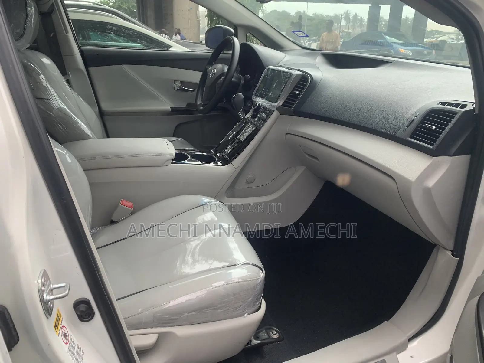 Toyota Venza AWD 2011 White