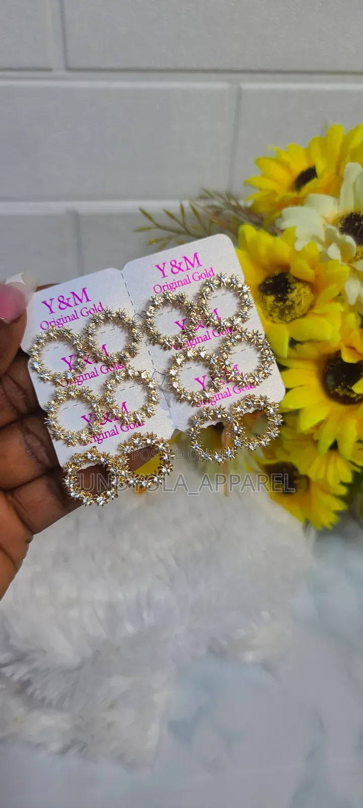 Quality High Fashion Earring Set