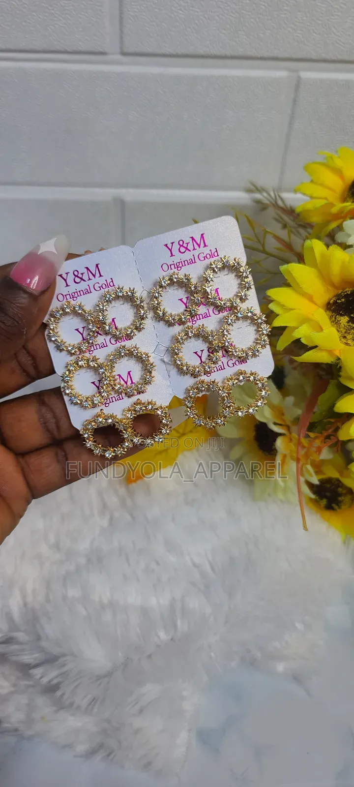 Quality High Fashion Earring Set